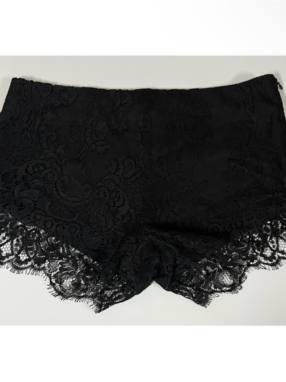 Sharon Wauchob Black Zak Scalloped Floral Lace Shorts Bottoms Size XS 🖤 #shorts
